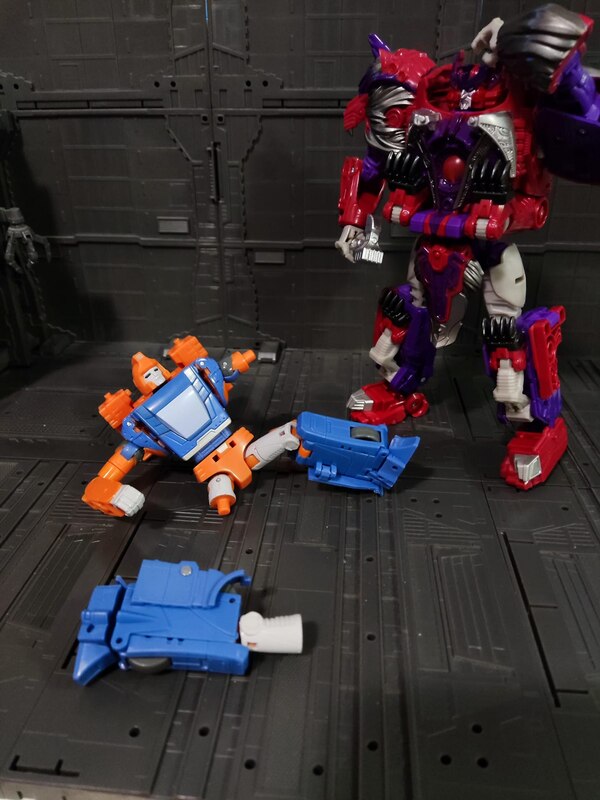 Image Of Transformers Legacy Evolution Erial & Dion War Dawn 2 Pack  (11 of 12)